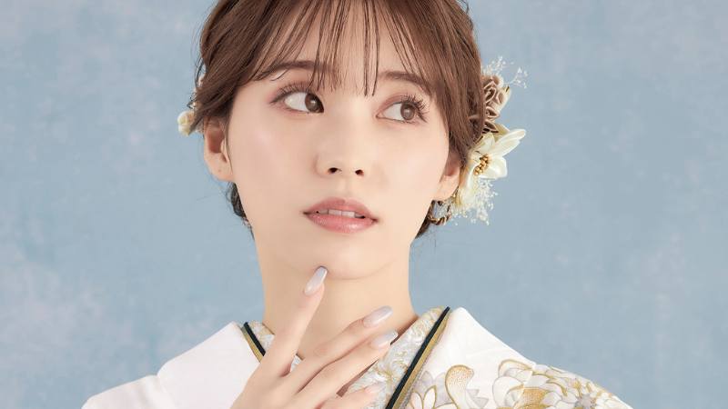 クールな振袖に合うメイク方法!引き算メイクで大人の色っぽ美人に 5 クールな振袖に合うメイク